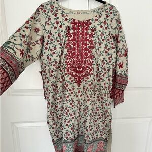 Pakistani Salwar Kameez